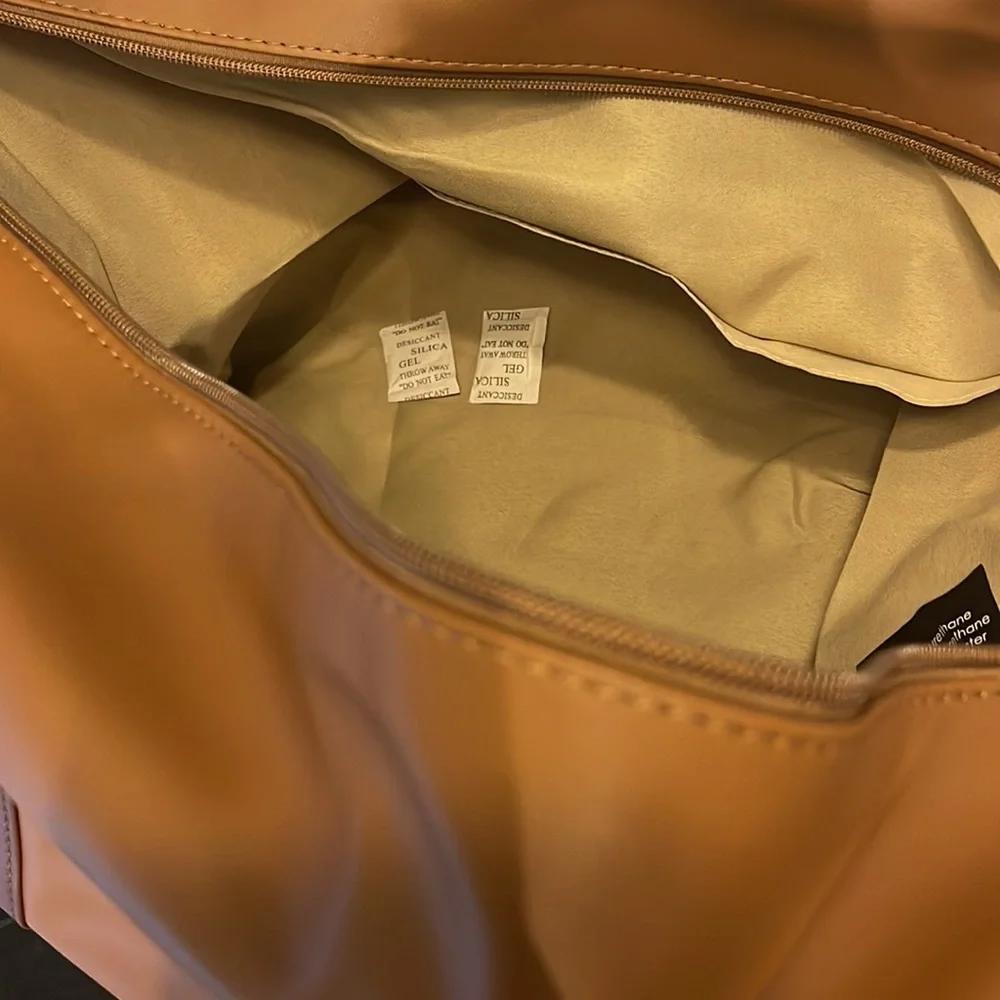 New Espresso Brown Carry-on Travel Luggage with inside Pockets 👜
